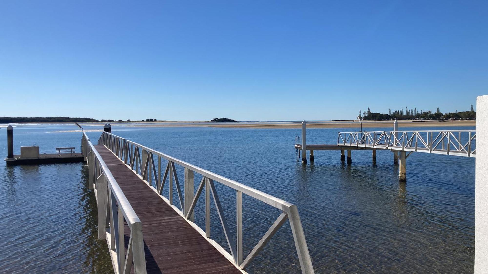 Waves Maroochy River Маручидор Экстерьер фото